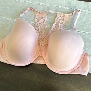 Womans Victorias Secret Pink Bra